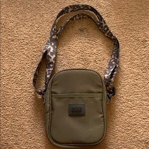 Victoria’s Secret PINK crossbody bag